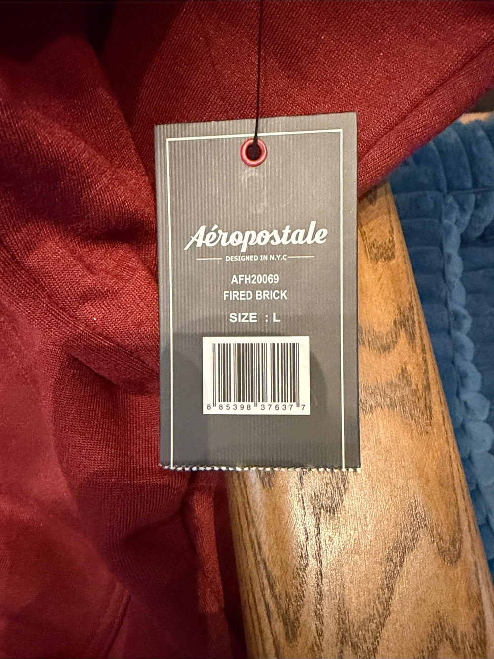 Men Sweater Subcategory Classification - Picture 2 of 4